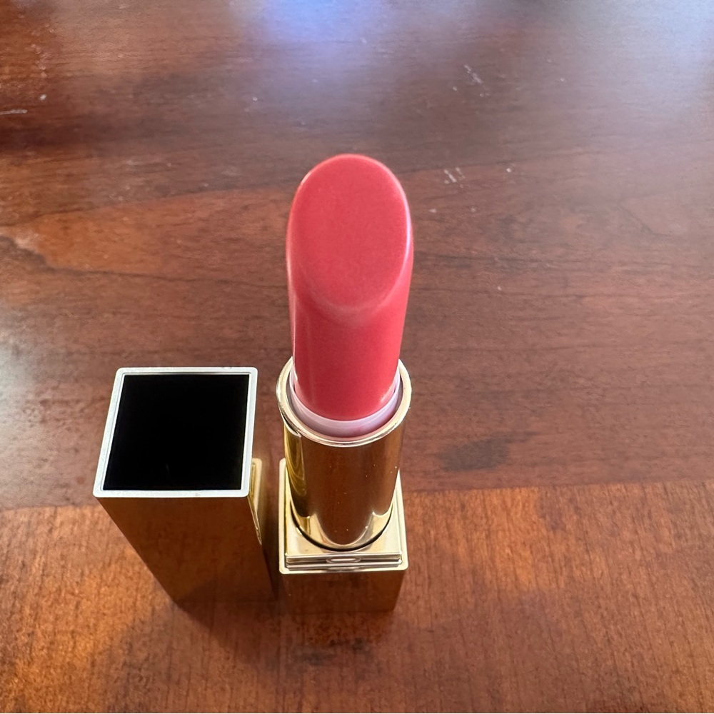 Estee Lauder Limited Edition Lipstick POIDS - Be Epic